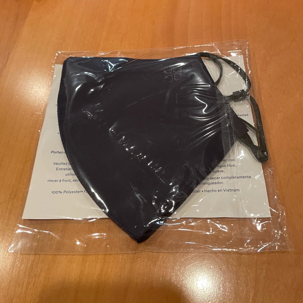 Tory Burch Face Mask